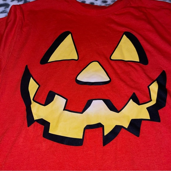 Way to Celebrate! Halloween T-shirt - Picture 2 of 7